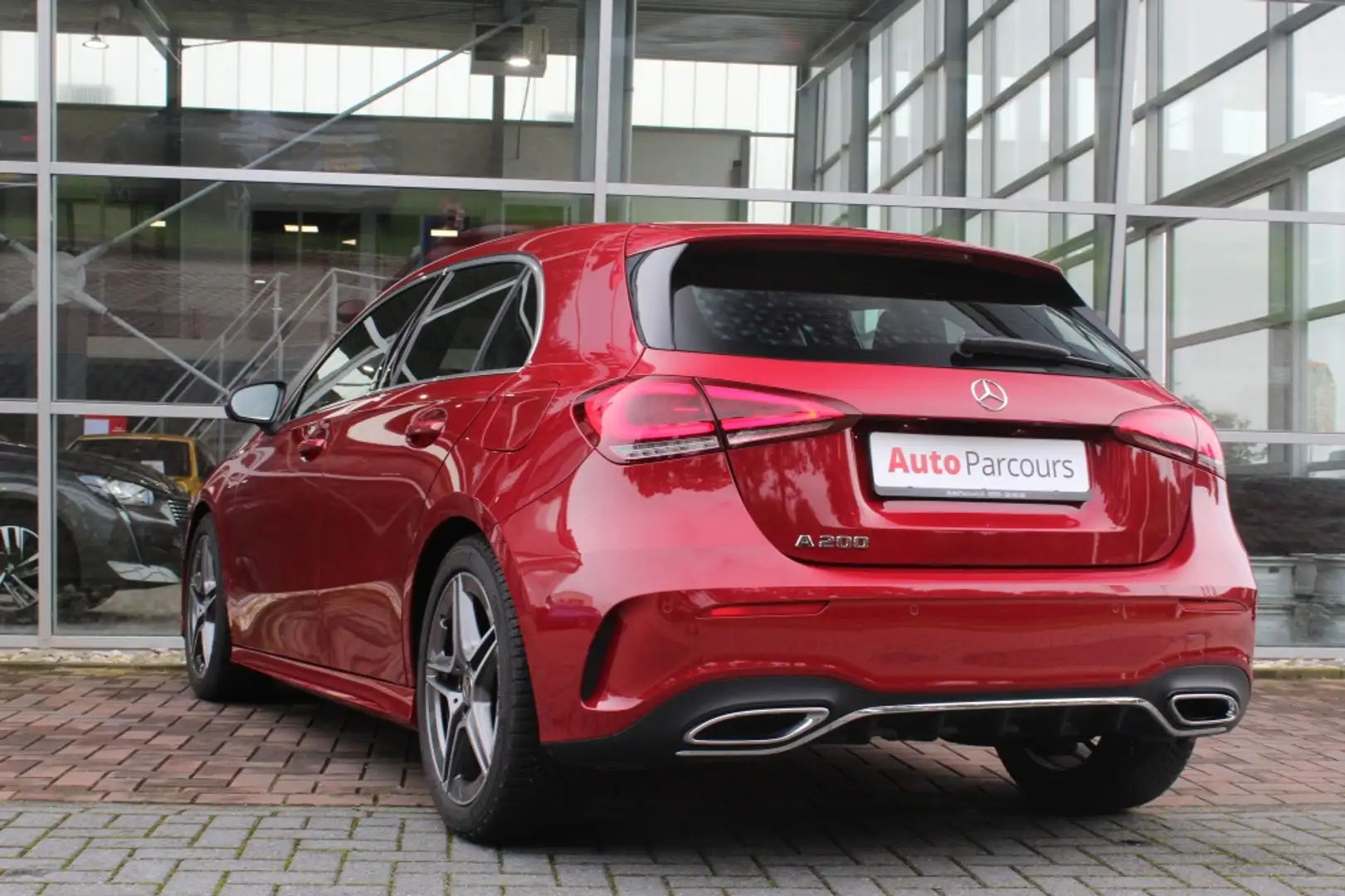 Mercedes-Benz A 200 AMG Line Rouge - 2