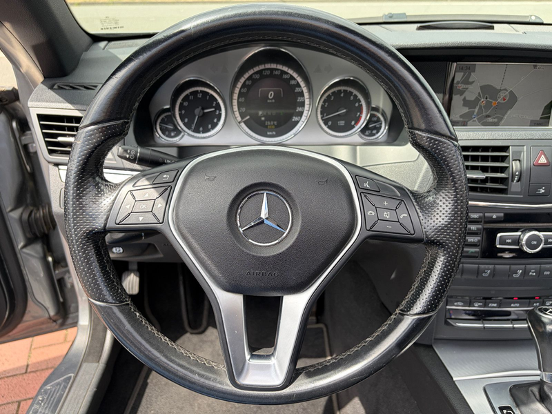 Mercedes-Benz E 200 Cabrio Avantgarde *AHK*Comand*Airscarf* — photo 13