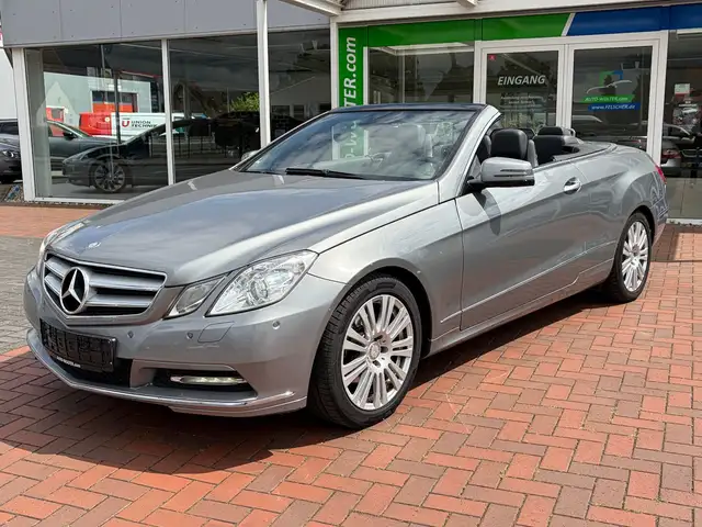 Mercedes-Benz E 200 Cabrio Avantgarde *AHK*Comand*Airscarf*