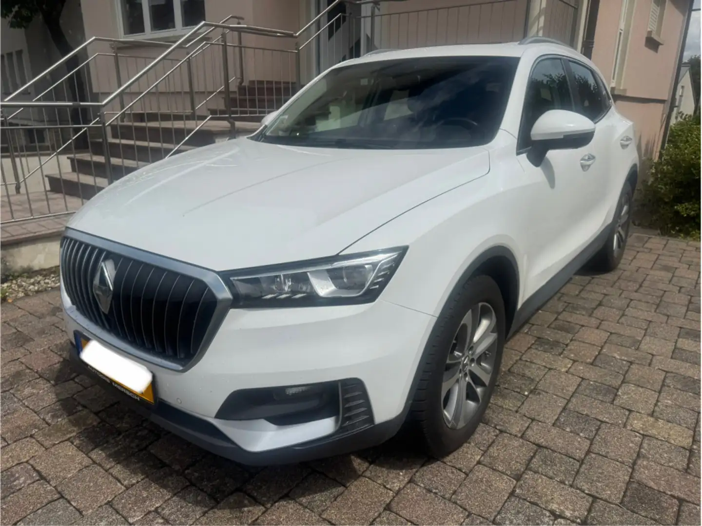 Borgward BX5 2.0 Benzin 224Ps 1Hand Auto. Navi Kamera Pano Blanc - 1