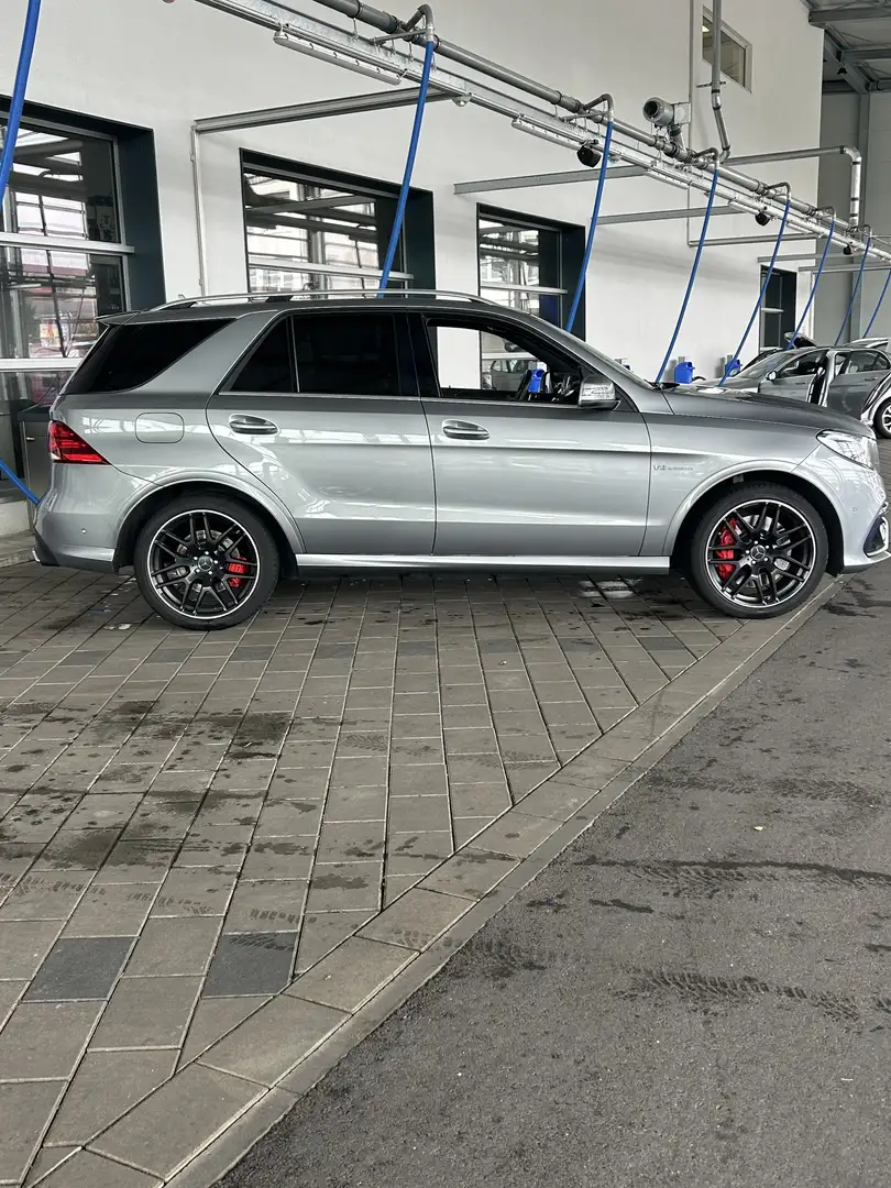 Mercedes-Benz GLE 63 AMG S 4Matic SPEEDSHIFT 7G-TRONIC Grau - 1
