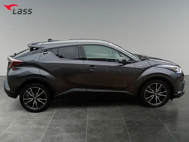 Toyota C-HR view 7