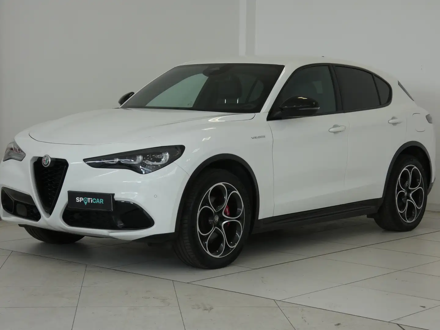 Alfa Romeo Stelvio Stelvio 2023 2.2 t Veloce Q4 210cv auto Blanco - 1