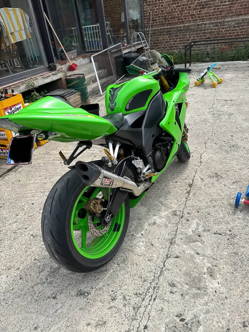 Kawasaki Ninja ZX-10R - 1