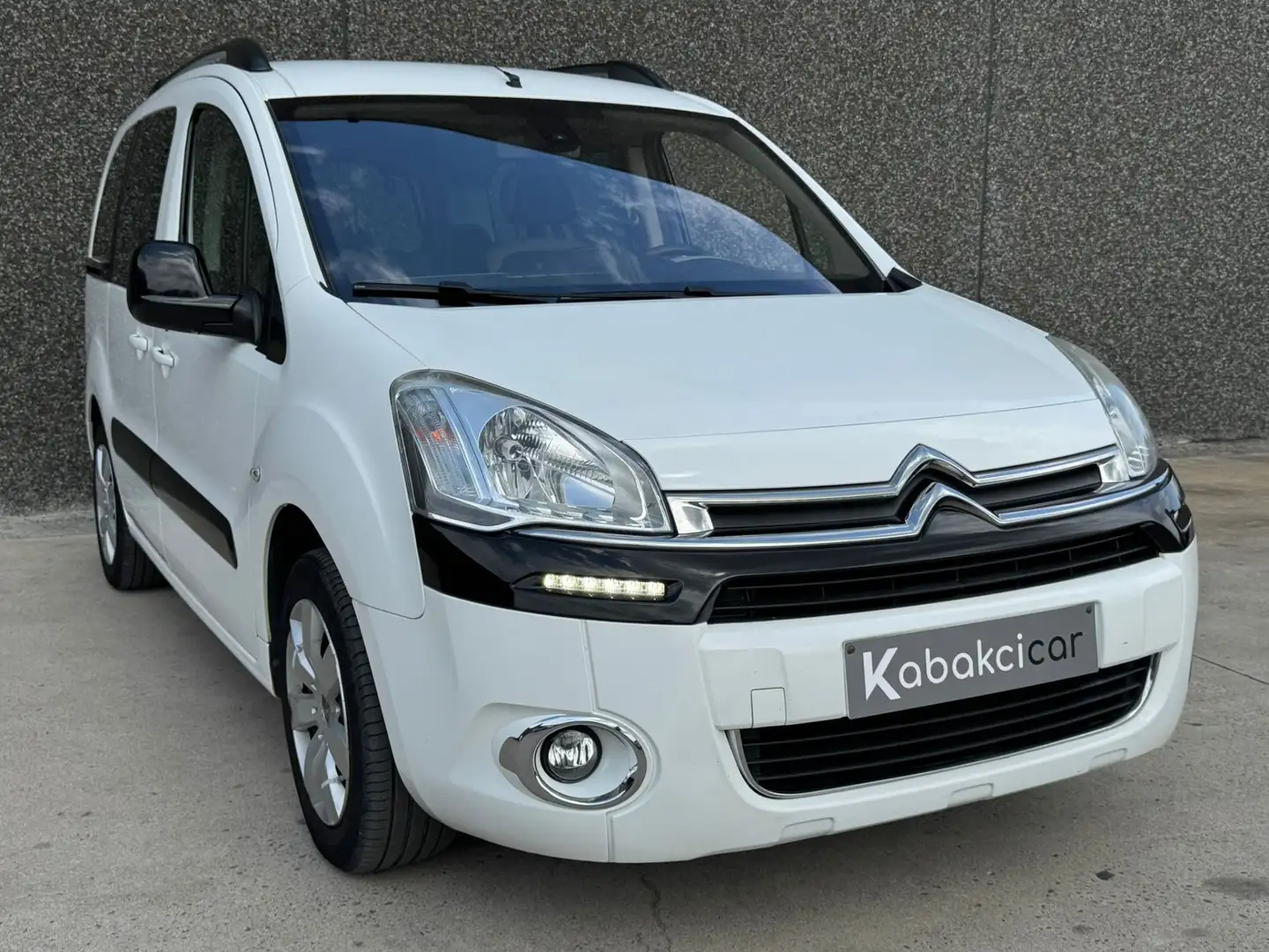 Citroen Berlingo Berlingo 1.6 HDi Multispace //CLIM/USB/GARANTIE Weiß - 1