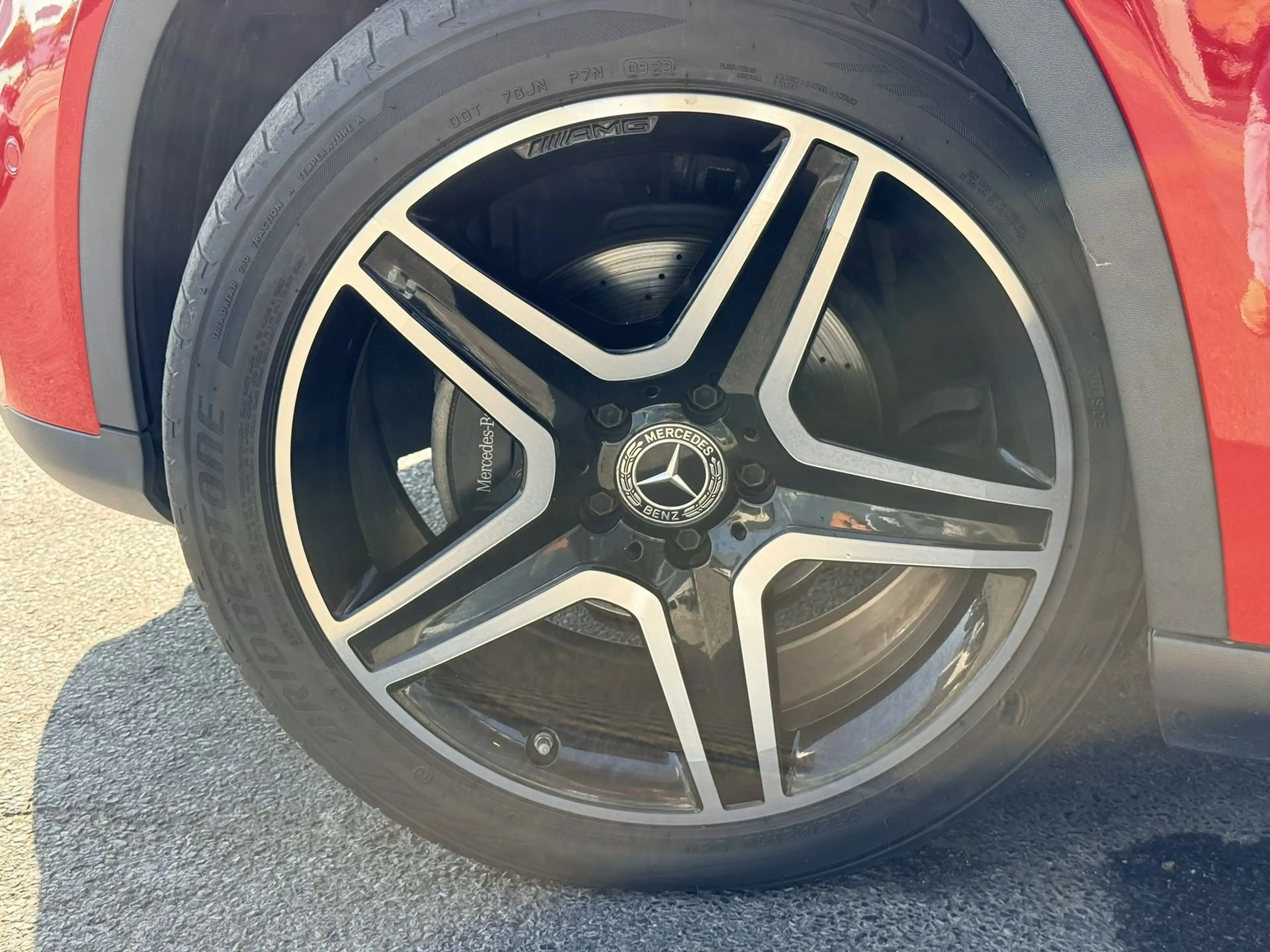 Mercedes-Benz GLA 180 180 AMG Line AUT — photo 5