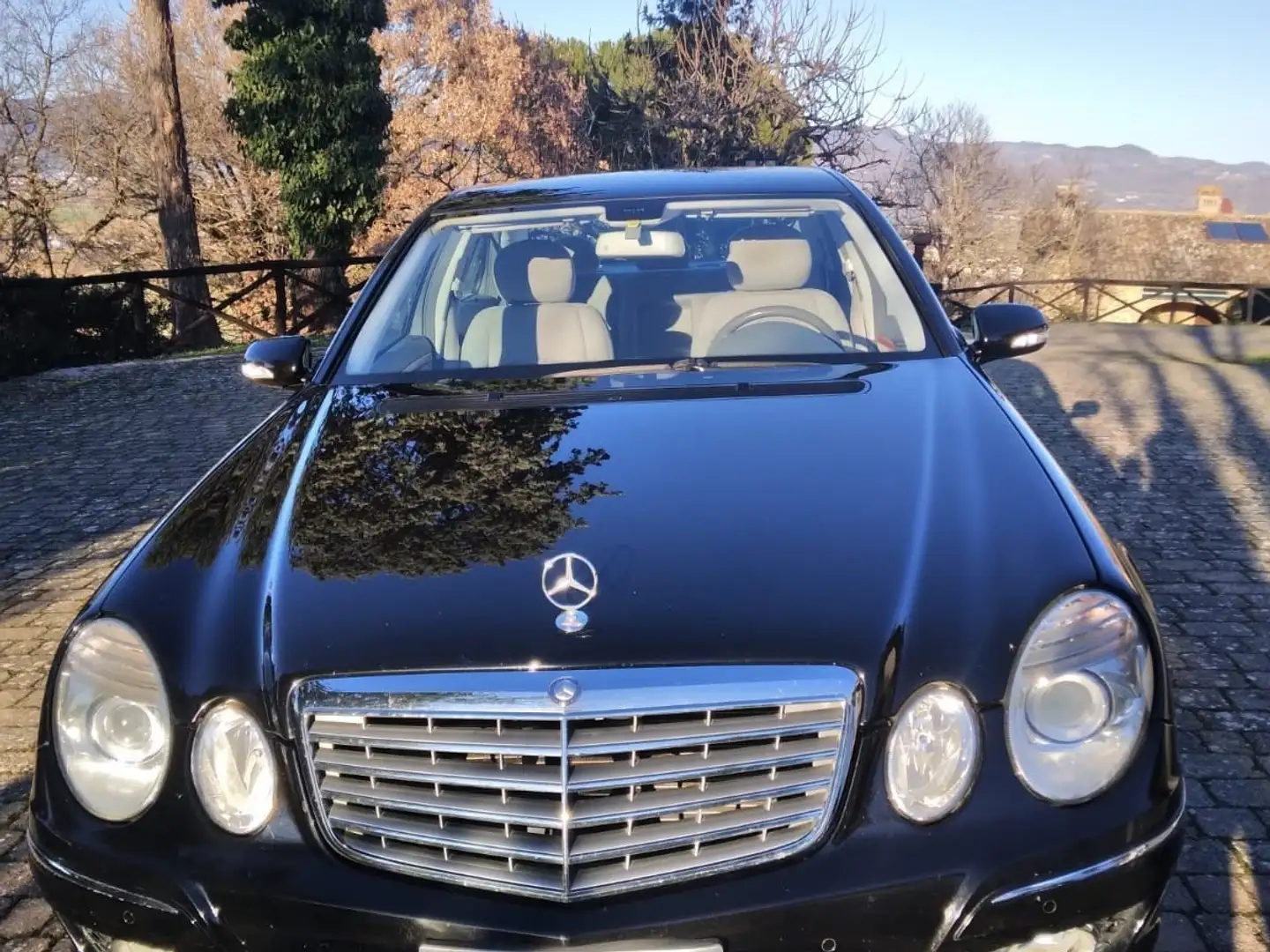 Mercedes-Benz E 220 cdi Elegance Noir - 1