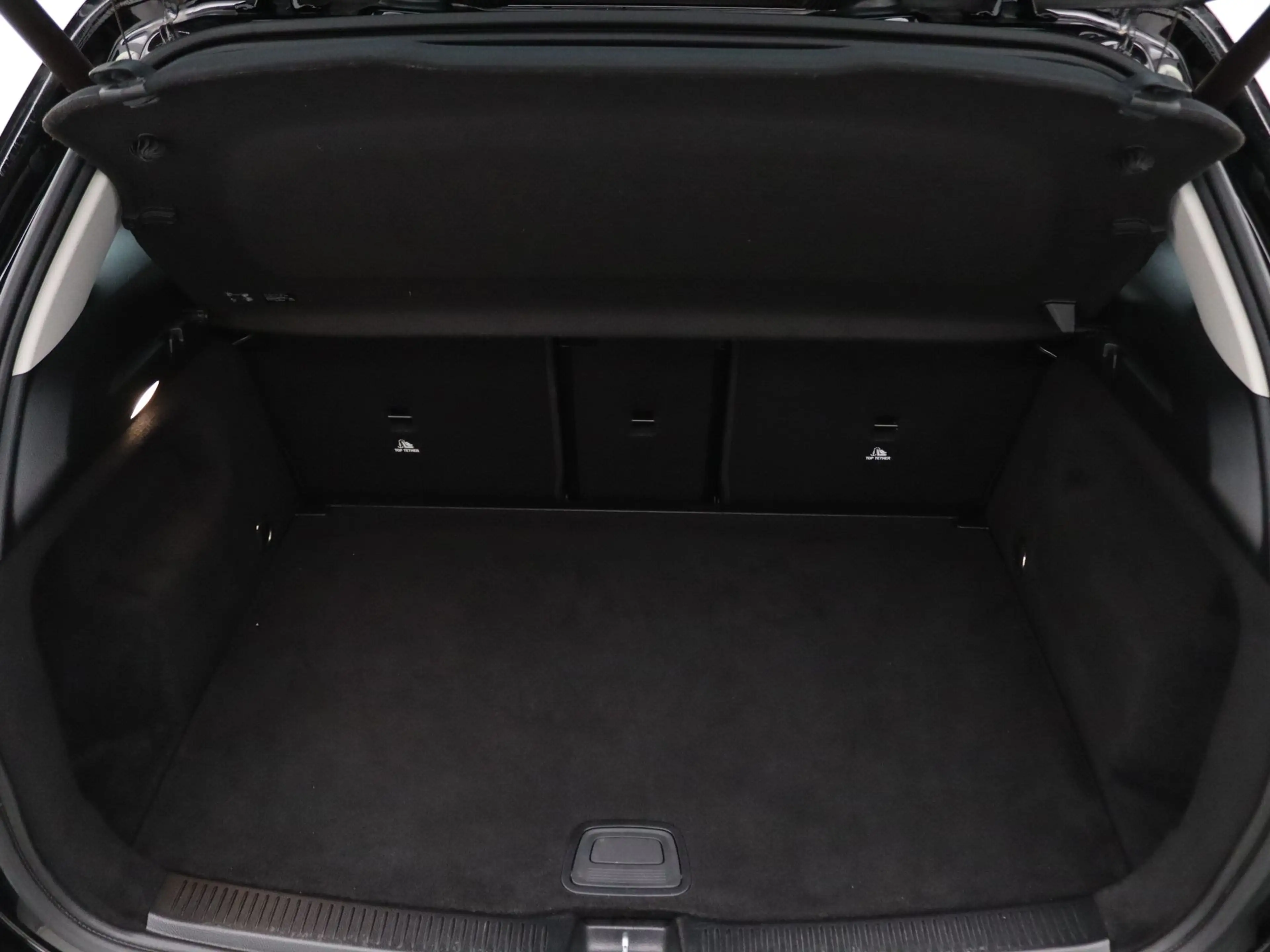 Mercedes-Benz B 220 4MATIC Premium Plus Burmester | Camera | Cruise | — photo 35