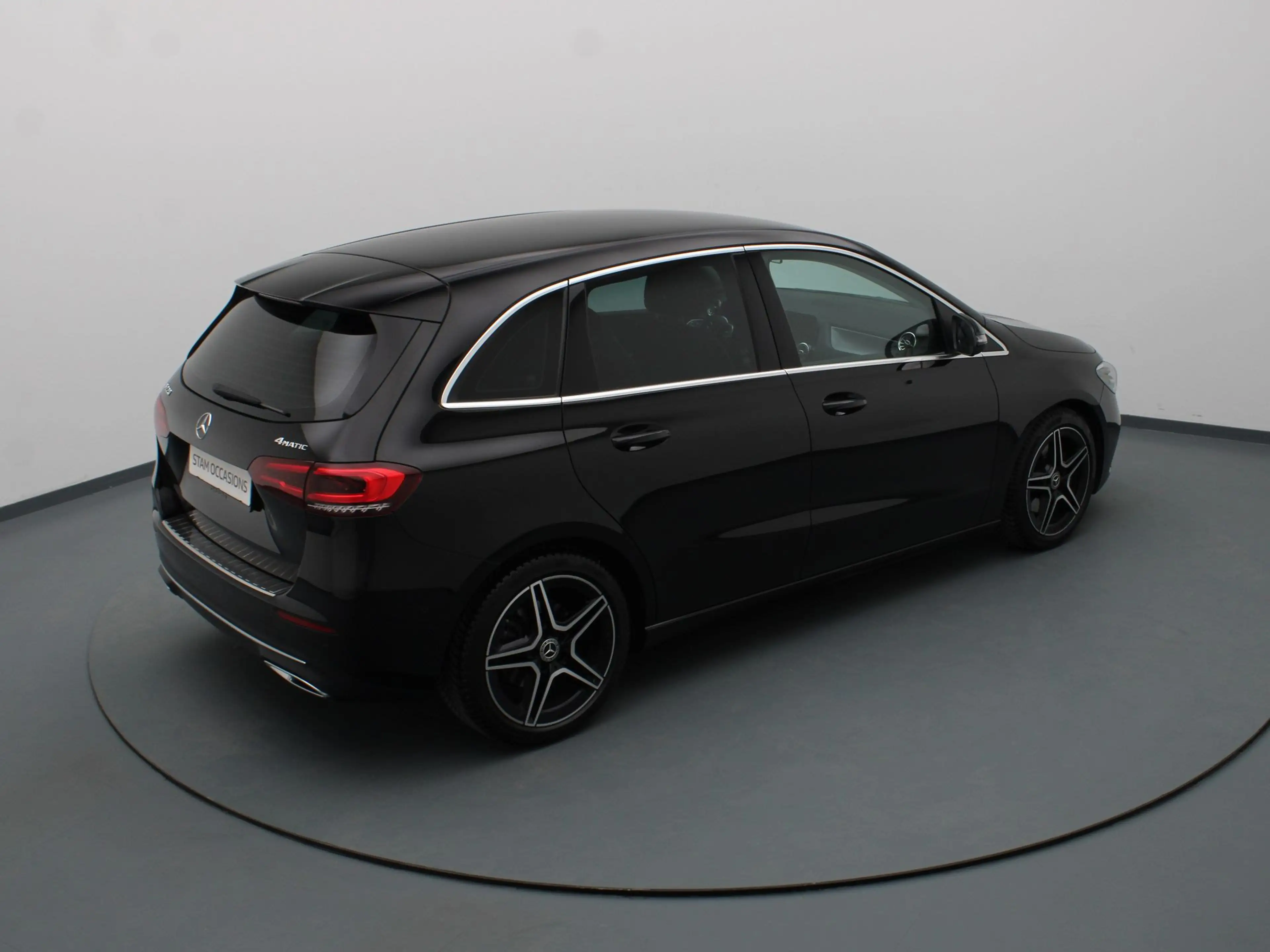 Mercedes-Benz B 220 4MATIC Premium Plus Burmester | Camera | Cruise | — photo 10