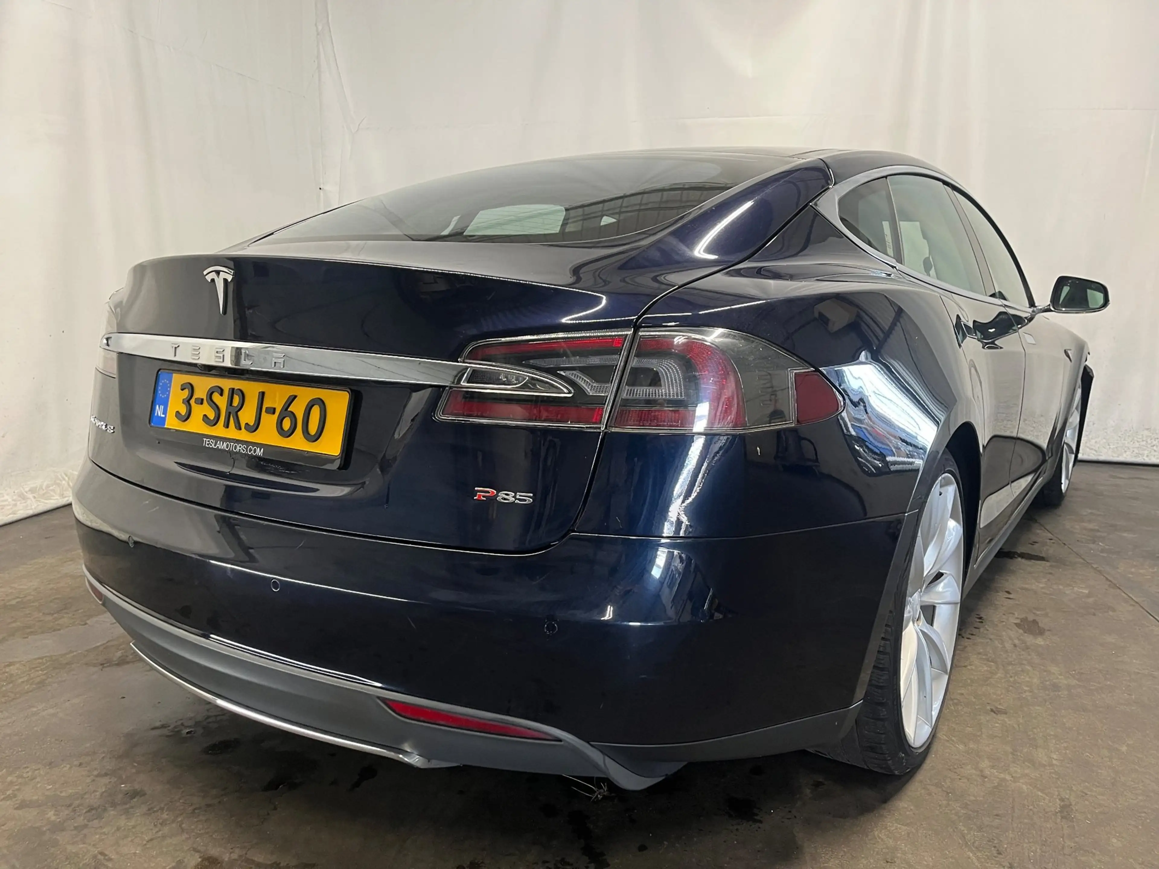 Tesla Model S 85 Performance - Frontschade - Schade — photo 4