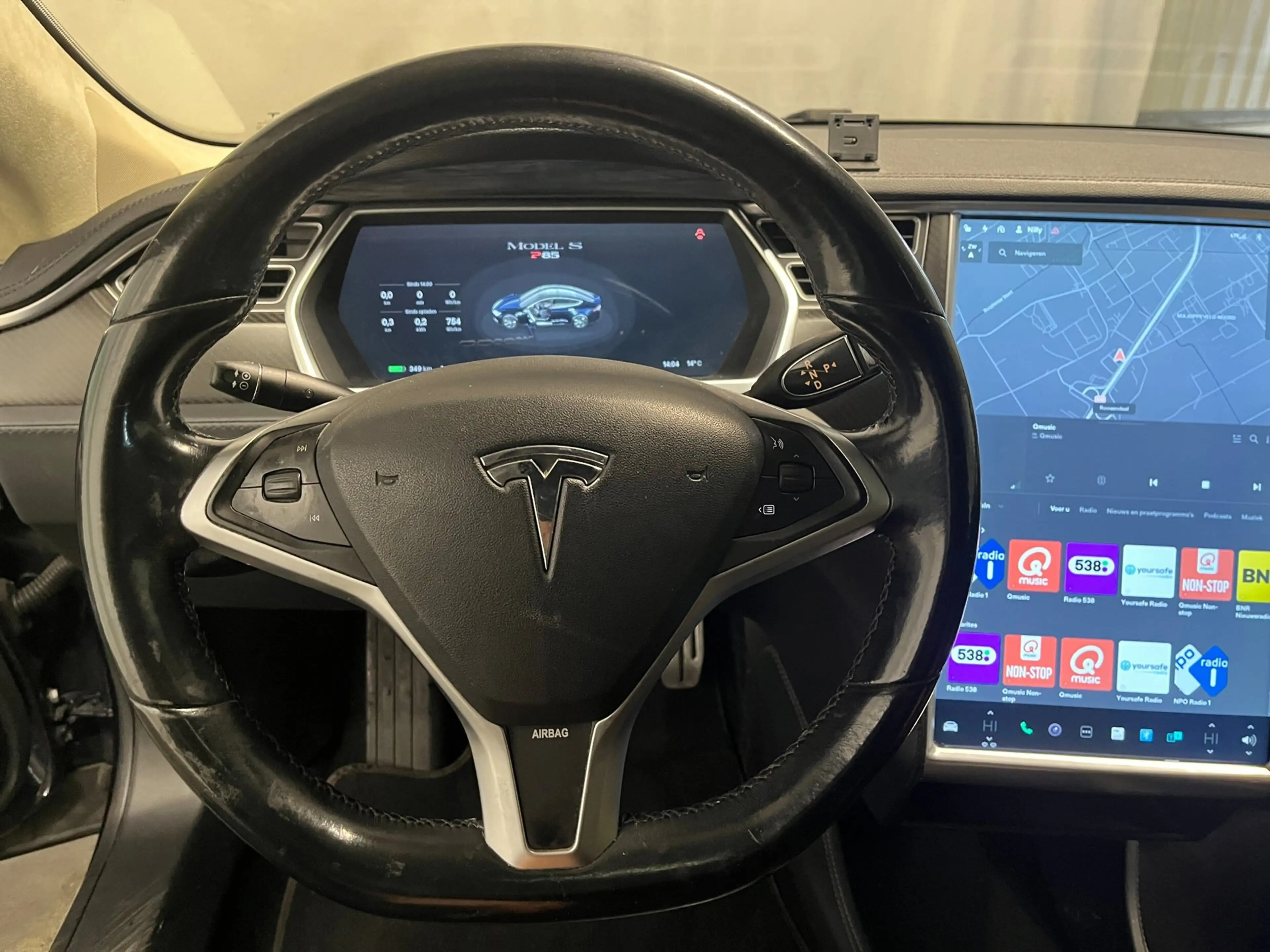 Tesla Model S 85 Performance - Frontschade - Schade — photo 15