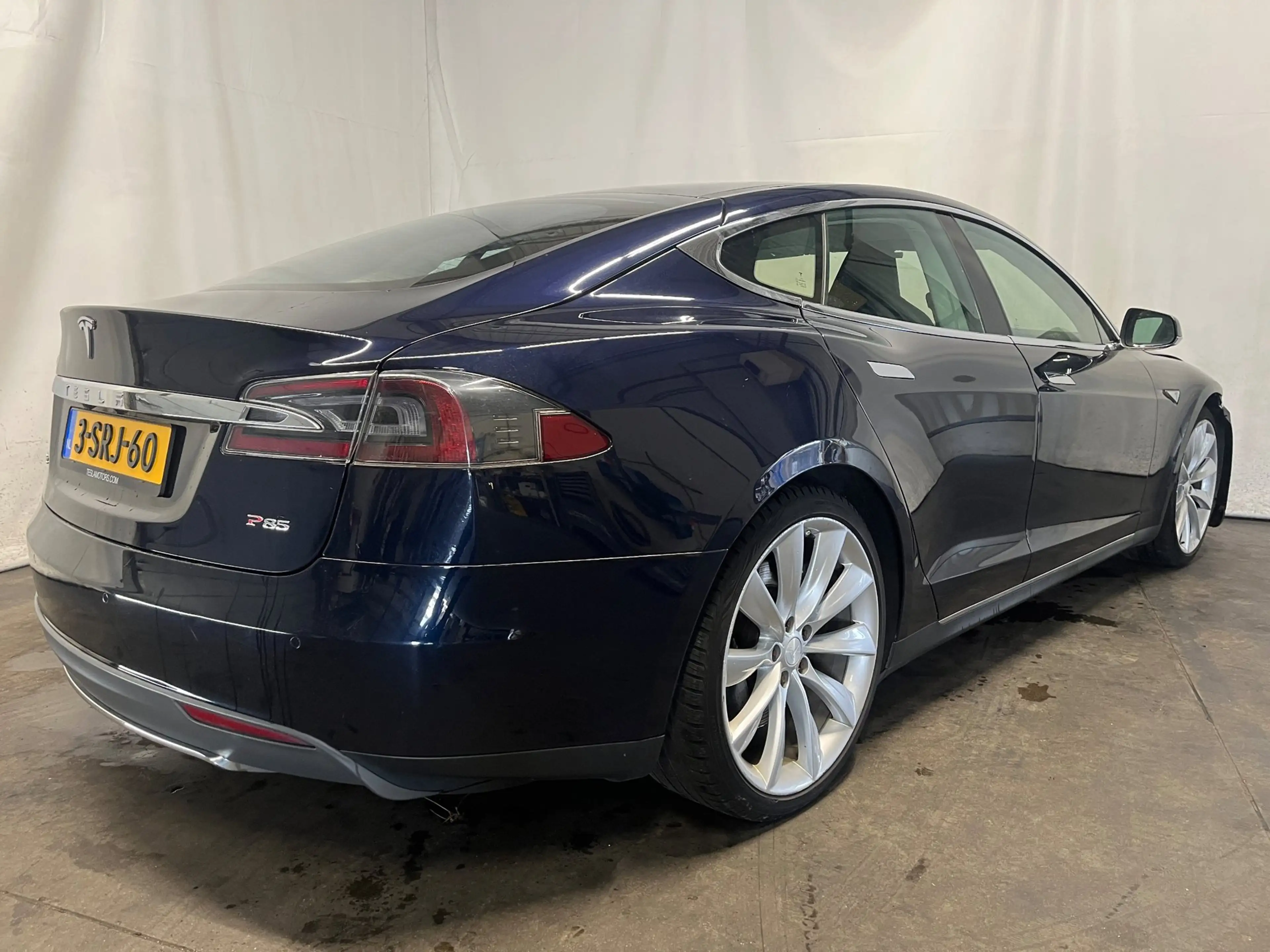 Tesla Model S 85 Performance - Frontschade - Schade — photo 5