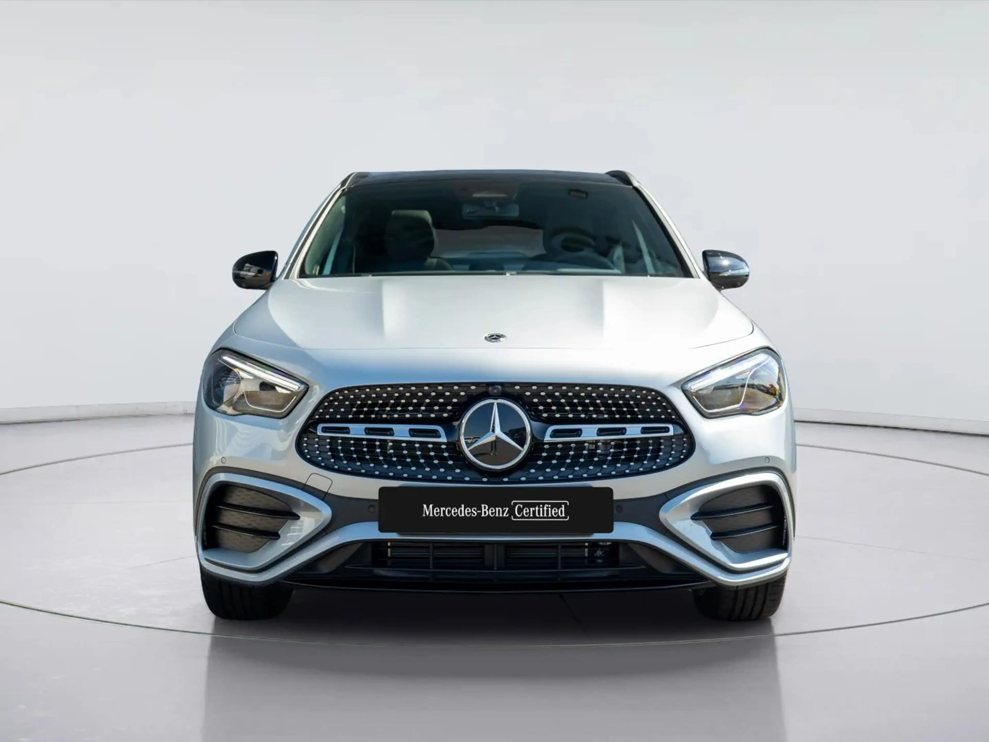 Mercedes-Benz GLA 250 e 140 Years Edition Premium PLUS | Panorama dak — photo 5