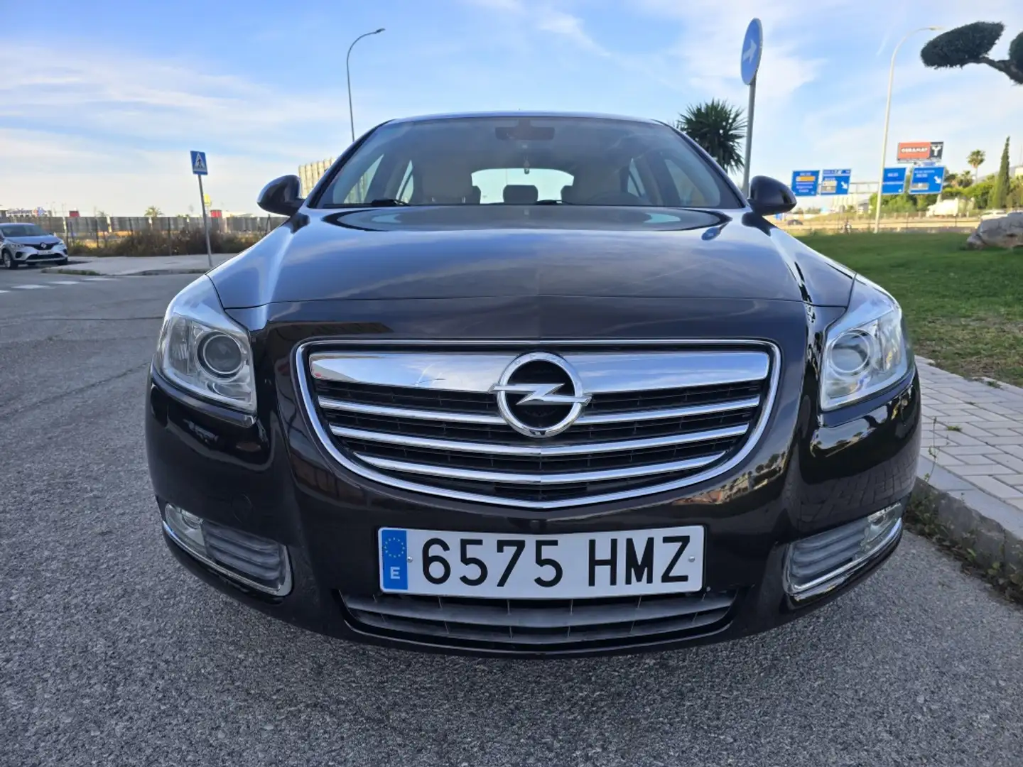Opel Insignia 1.4T Selective S&S Marrón - 2