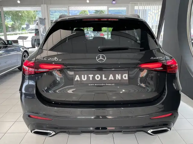 Mercedes-Benz GLC 200 d 4Matic AMG LINE Ansicht 6