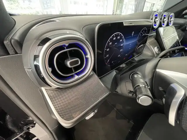 Mercedes-Benz GLC 200 d 4Matic AMG LINE Ansicht 16