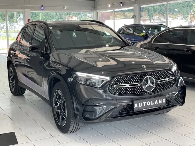 Mercedes-Benz GLC 200 d 4Matic AMG LINE Ansicht 10