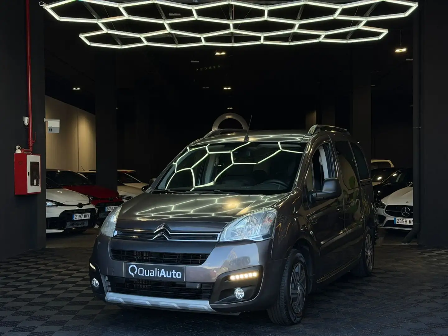 Citroen Berlingo Talla M BlueHDi 100 TOP1 Gris - 1
