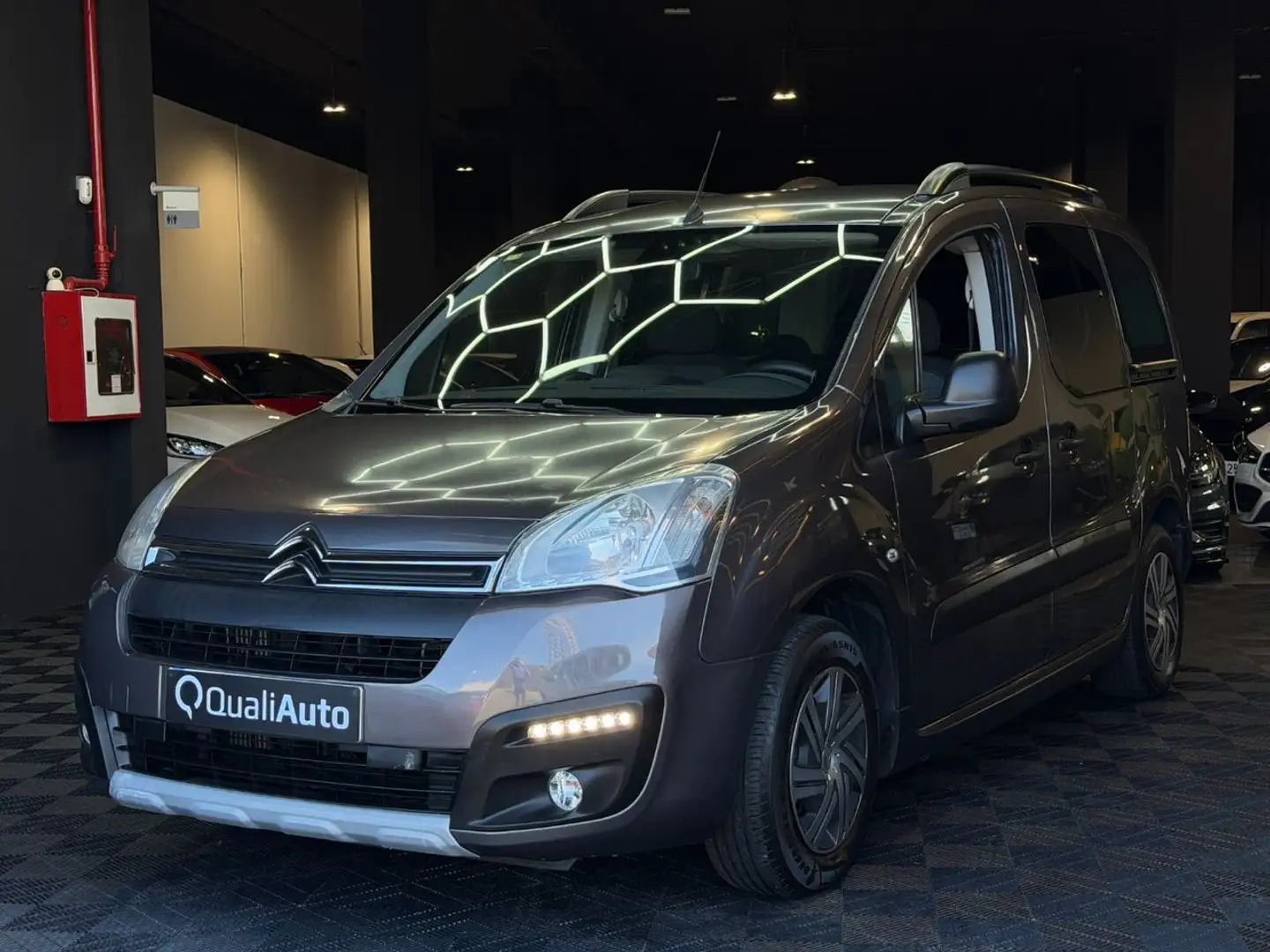 Citroen Berlingo Talla M BlueHDi 100 TOP1 Gris - 2