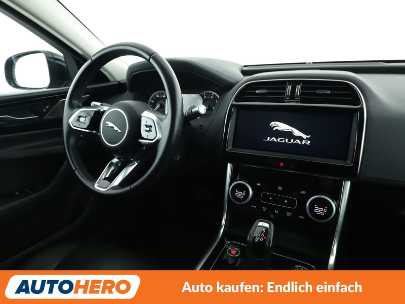 Jaguar XE 25t S Aut.*LED*TEMPO*PDC*MERIDIAN* — photo 13