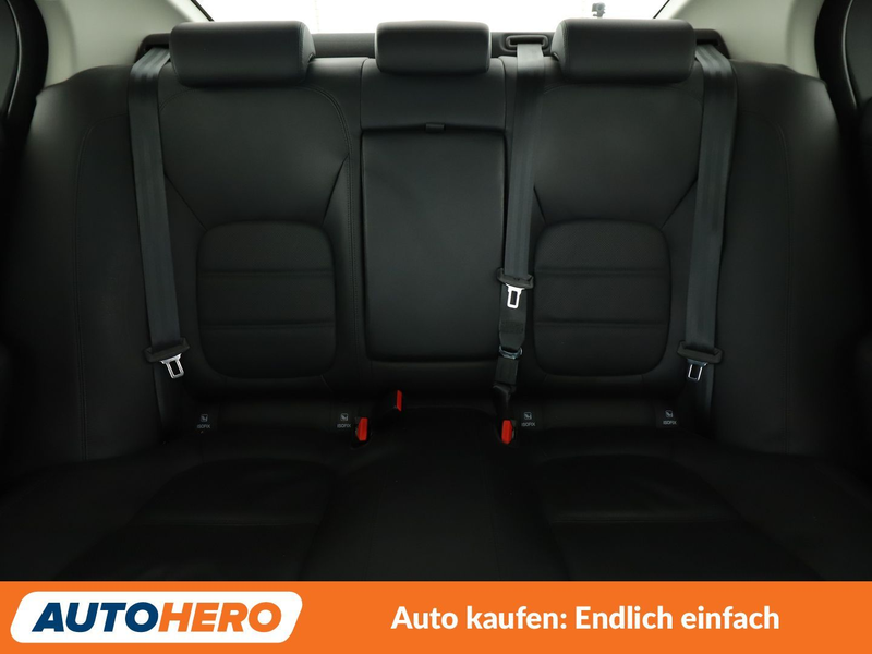 Jaguar XE 25t S Aut.*LED*TEMPO*PDC*MERIDIAN* — photo 15