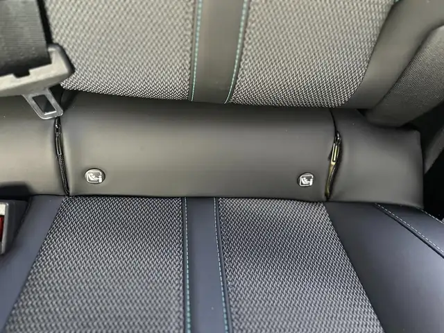 Peugeot 308 view 14