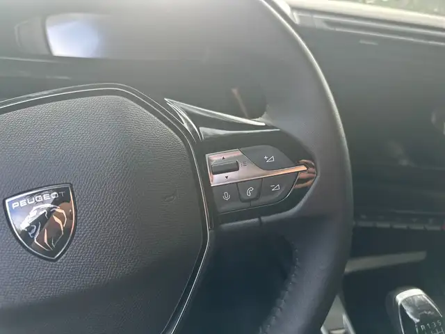 Peugeot 308 view 20