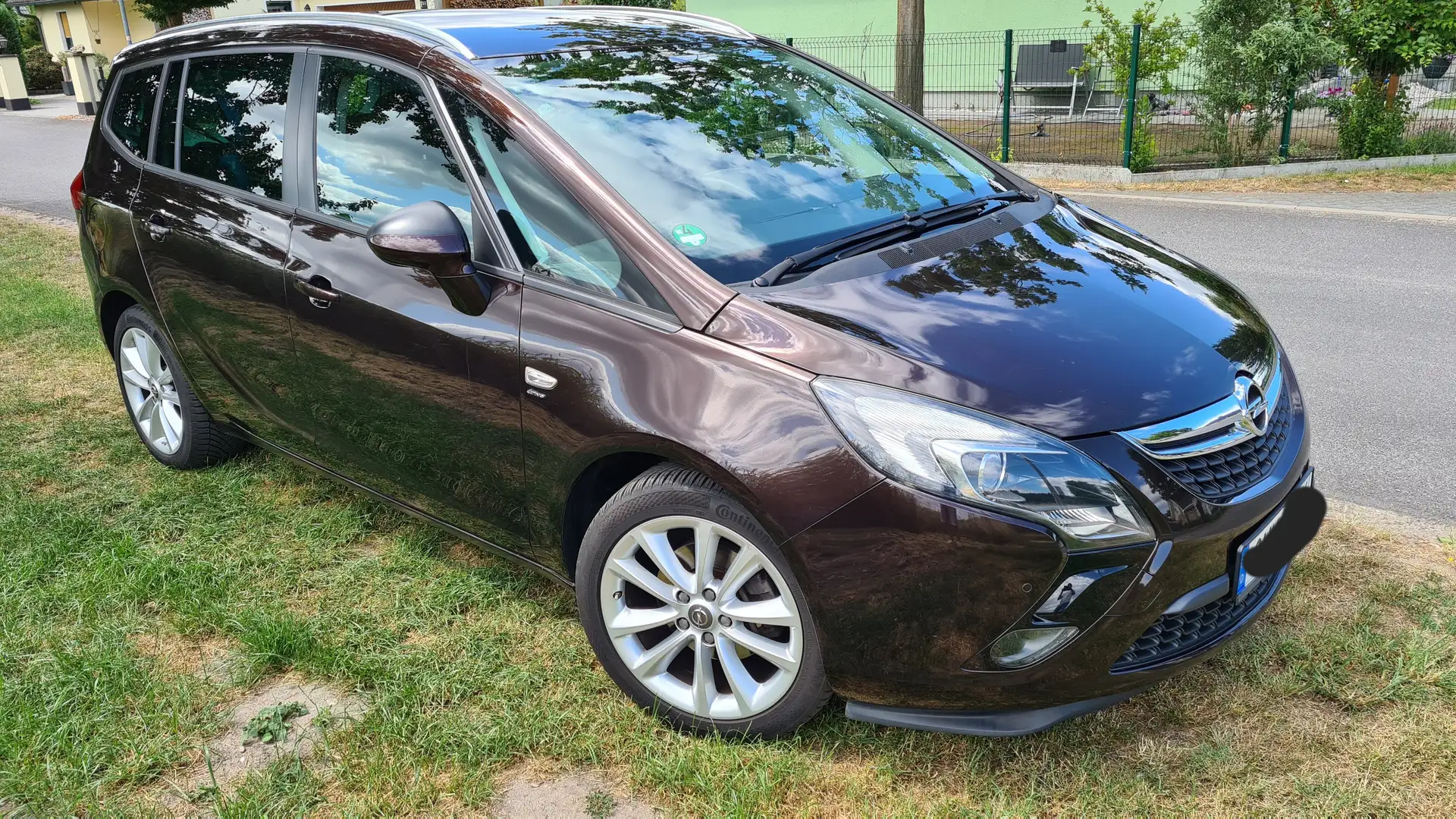 Opel Zafira Tourer Zafira Diesel 1.6 CDTI ecoFLEX Start/Stop Selectio Brązowy - 1