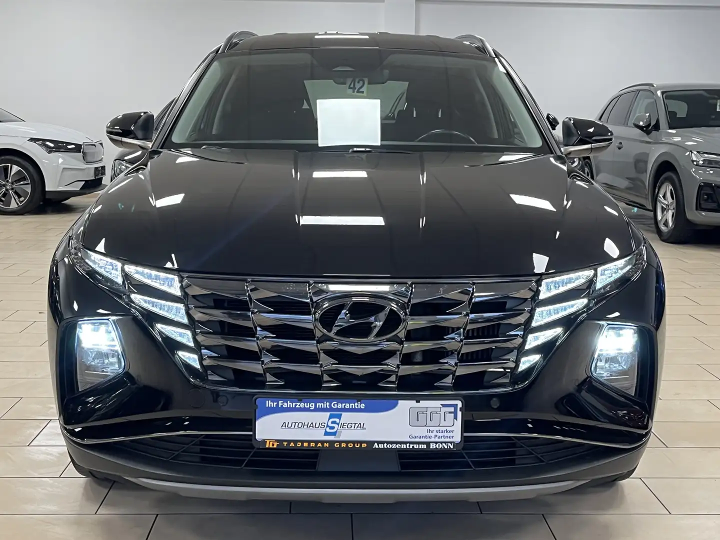 Hyundai TUCSON Trend 2WD*AHK*LED*Navi*CarPlay*R-Cam*SHZ* Negro - 2