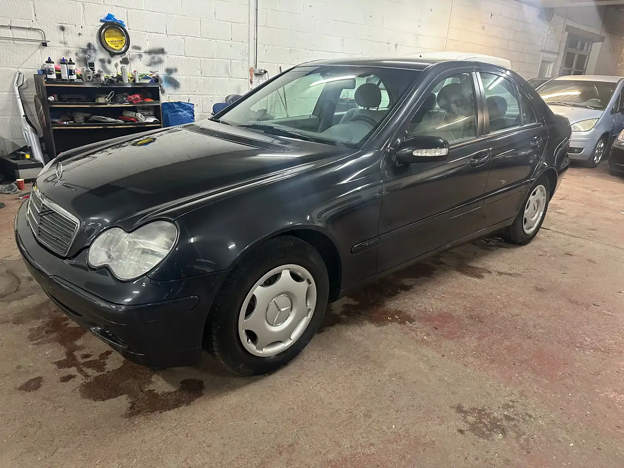 Mercedes-Benz C 180