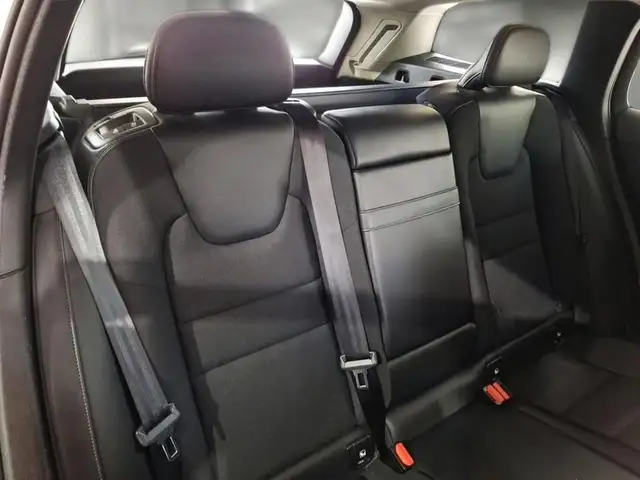 Volvo V60 view 11