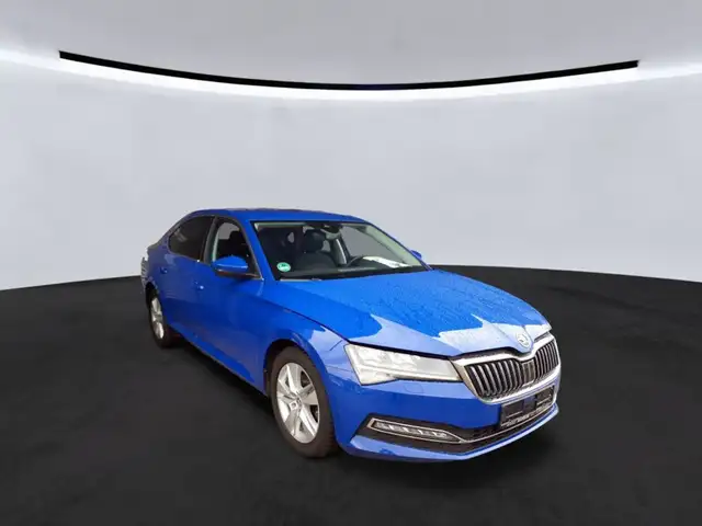 Skoda Superb 2.0 TDI 4x4 Limo*DSG*VIRTUAL*R-KAMERA*