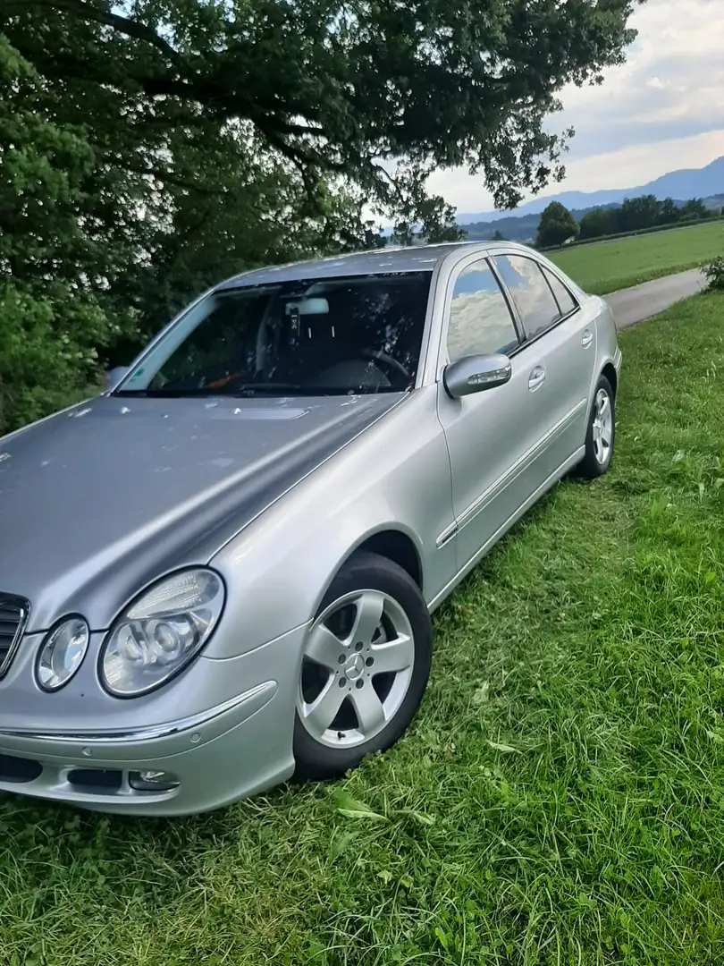 Mercedes-Benz E 220 CDI Argent - 1