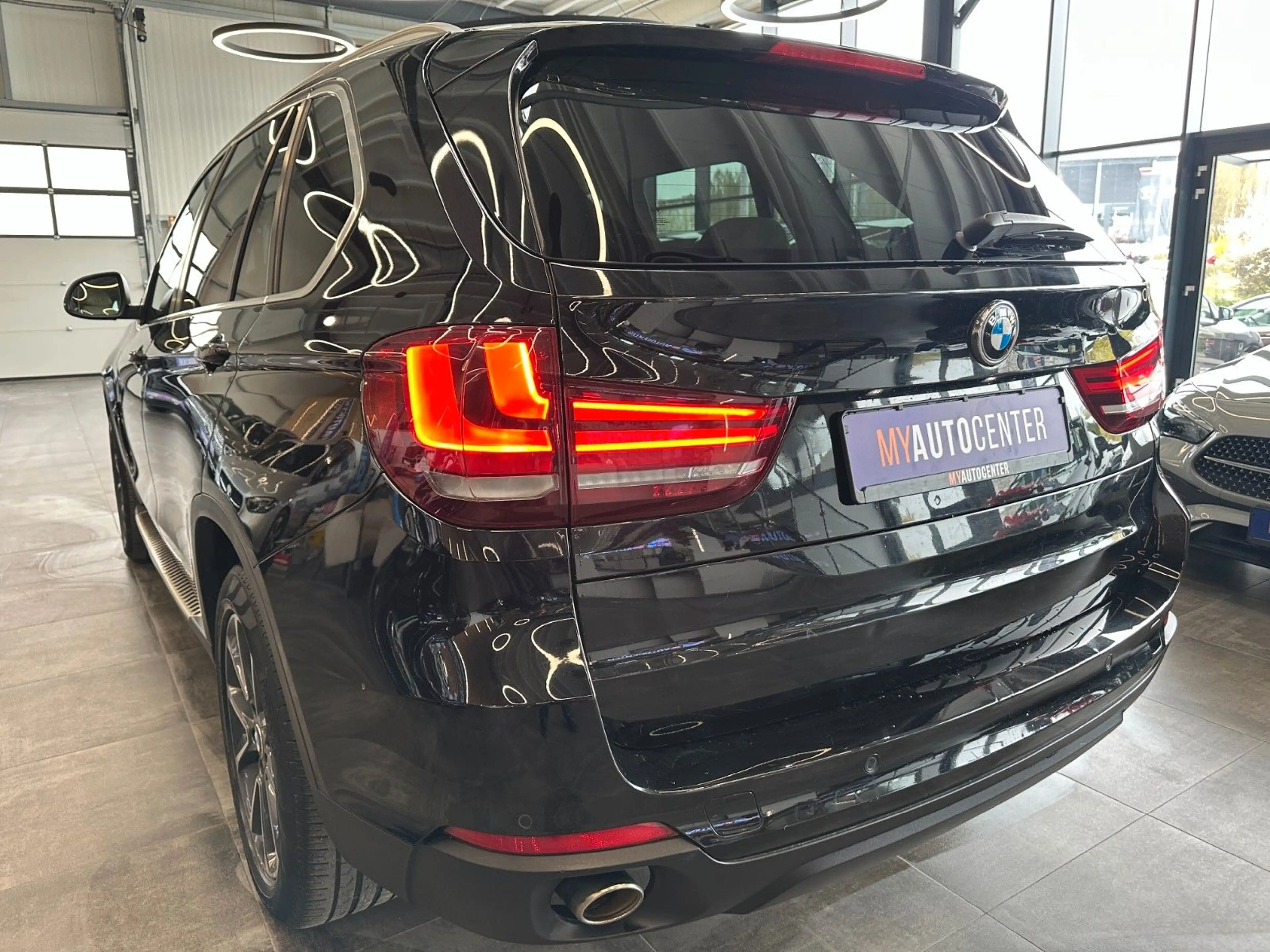 BMW X5 xDrive 30 d *Nightvision*AHK*LED* — photo 5