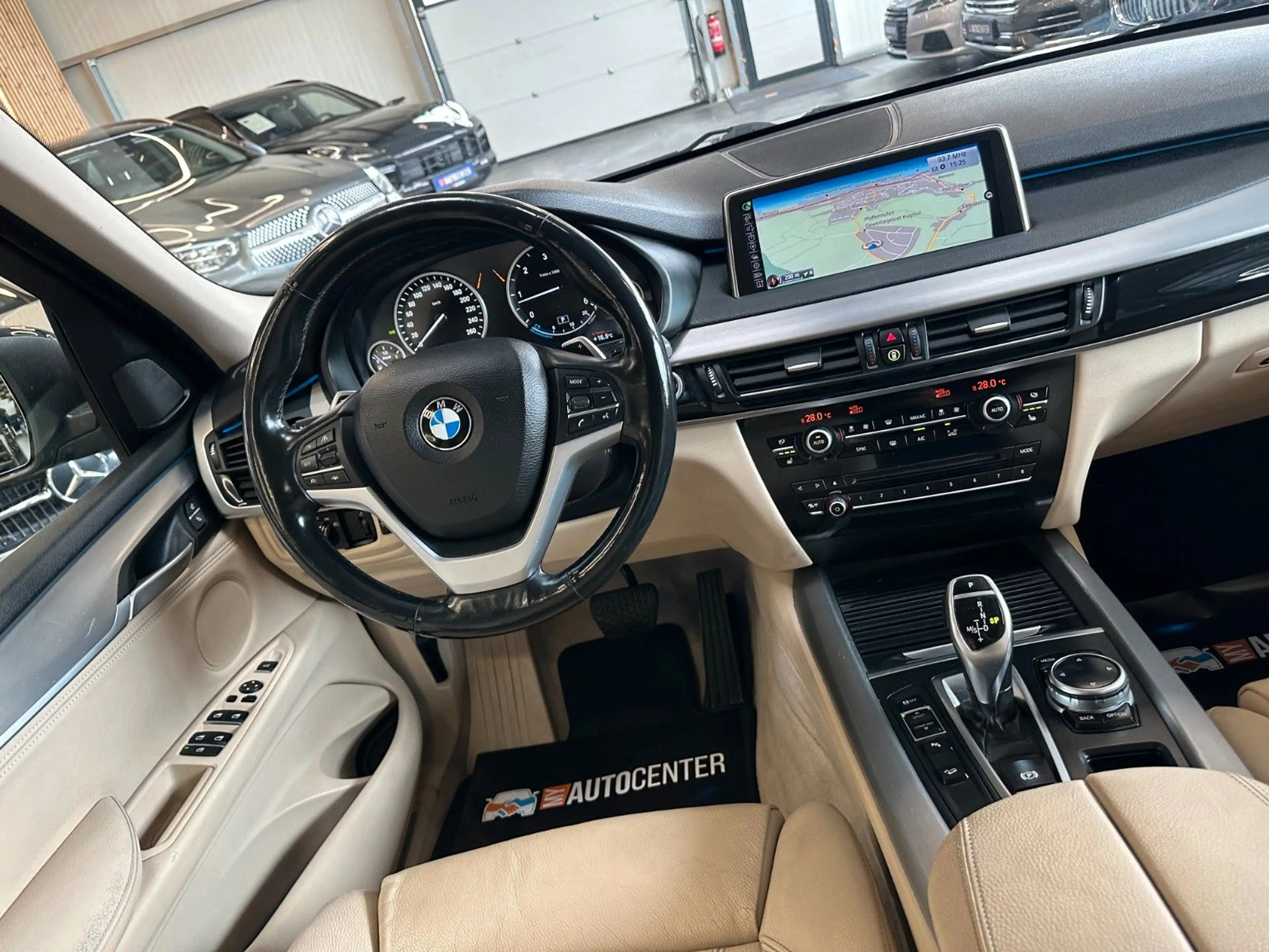 BMW X5 xDrive 30 d *Nightvision*AHK*LED* — photo 9