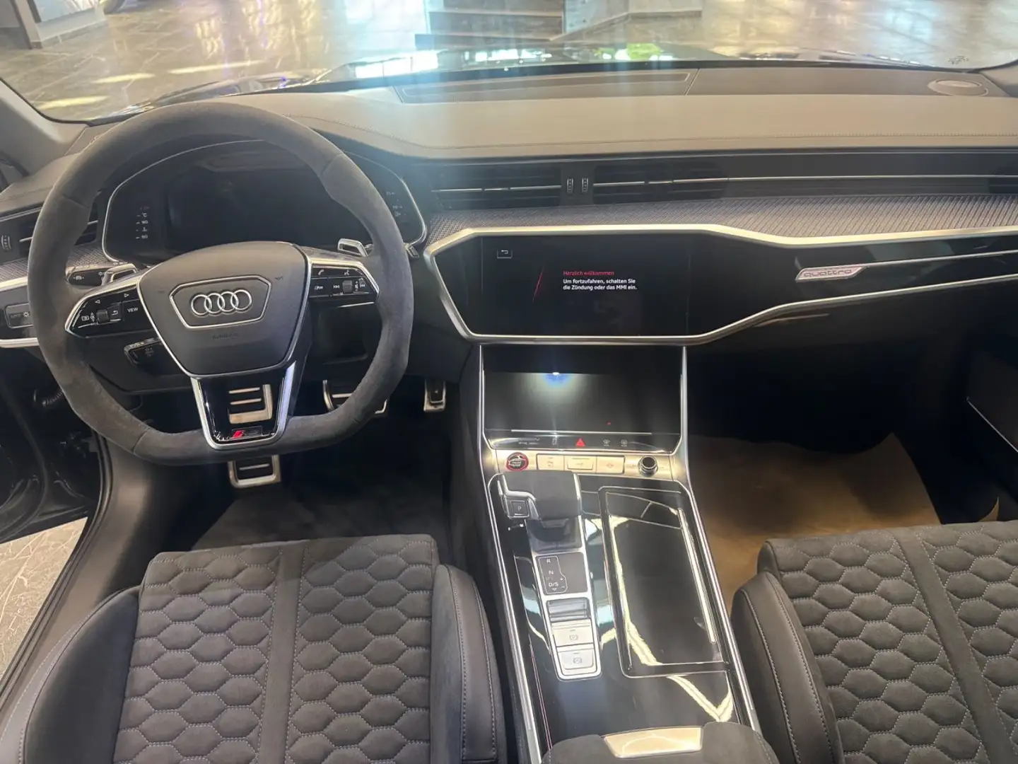 Audi RS6 performance 2025 Keramik Schalensitze B&O Schwarz - 2