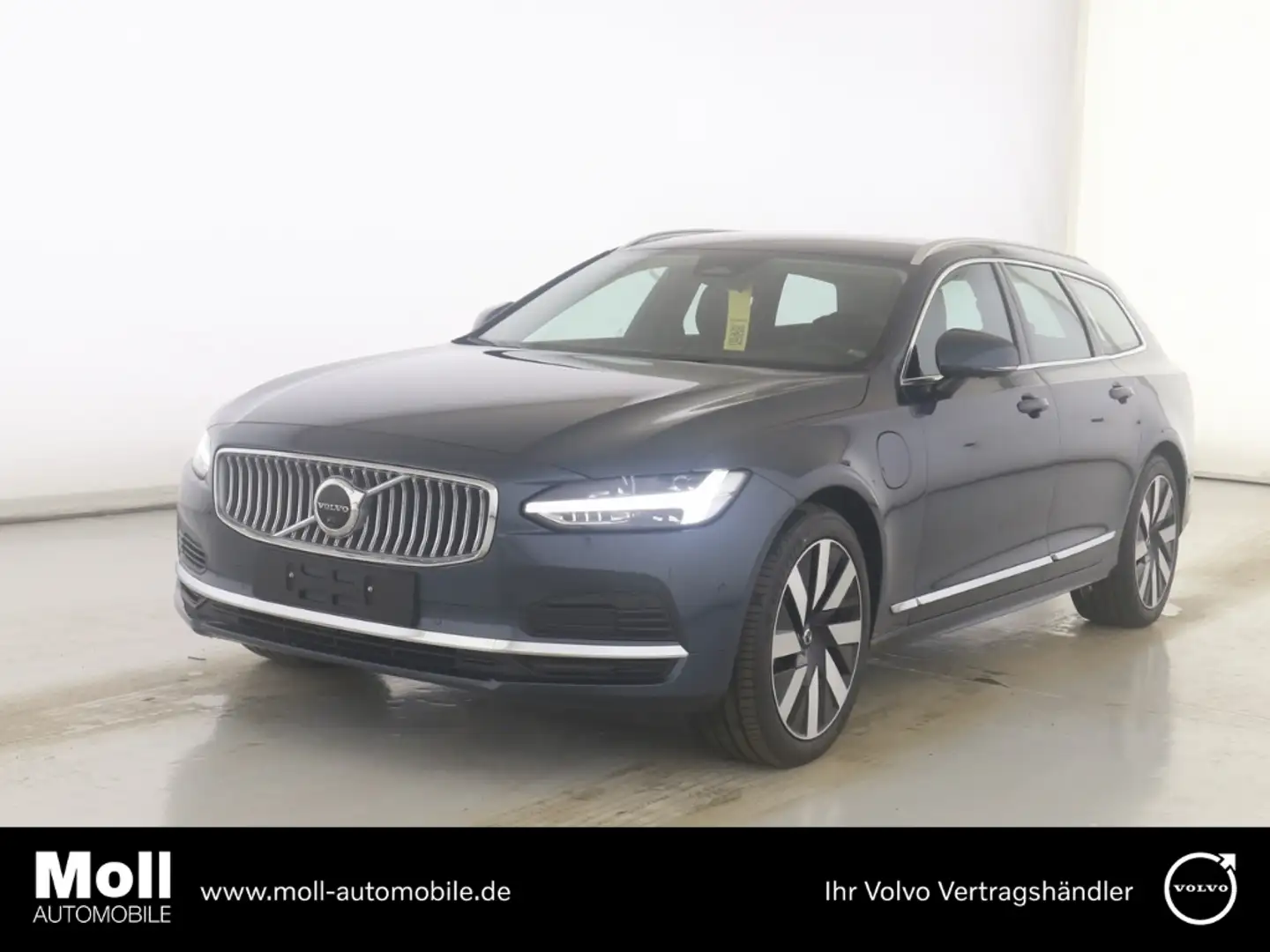 Volvo V90 Kombi Plus Bright Recharge Plug-In Hybrid AWD HUD Blau - 1