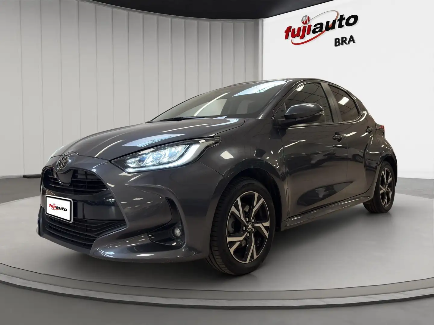 Toyota Yaris Yaris 1.5h Trend Gris - 1