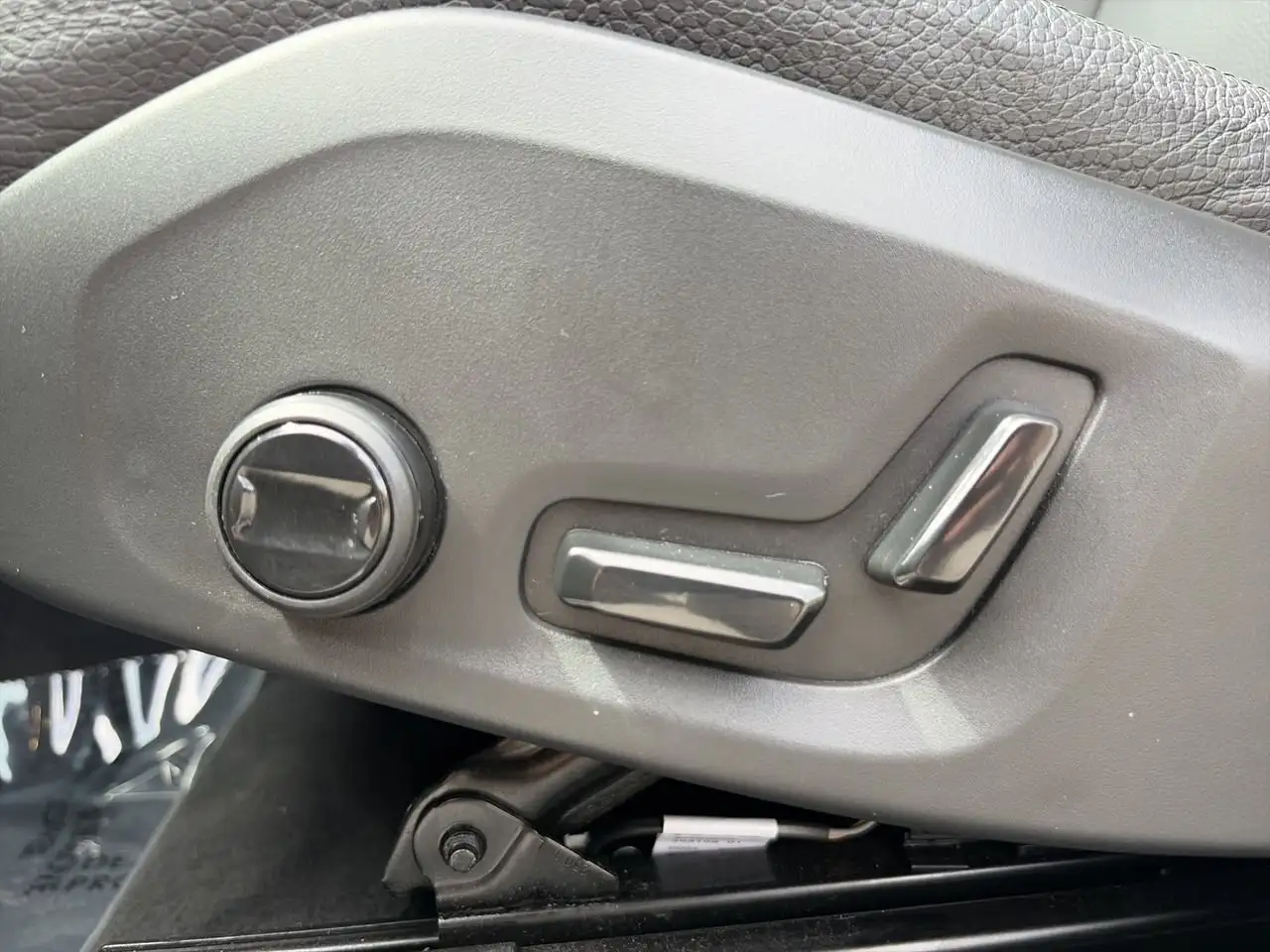 Volvo XC60 снимка Volvo XC60