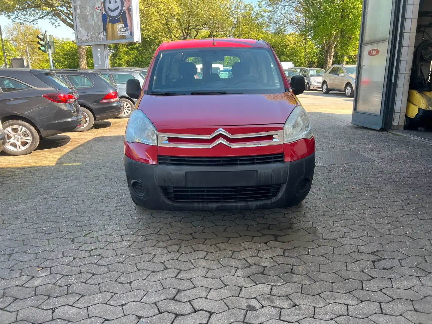 Citroen Berlingo 1.6 Kombi Attraction Klima-E Fenster Rot - 2