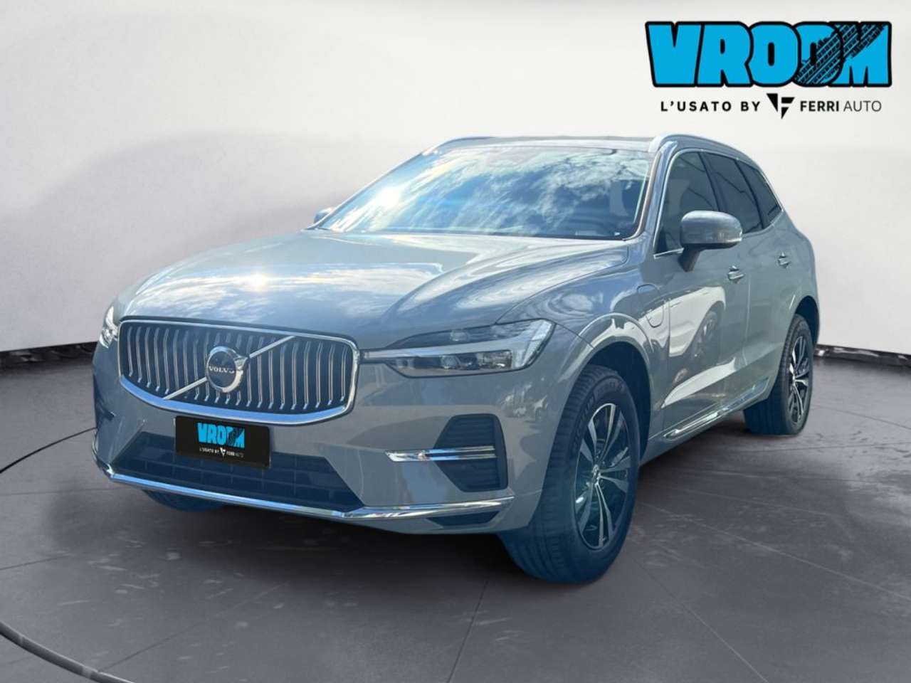 Volvo XC60 T6 Plug-in hybrid AWD automatico Core Bright