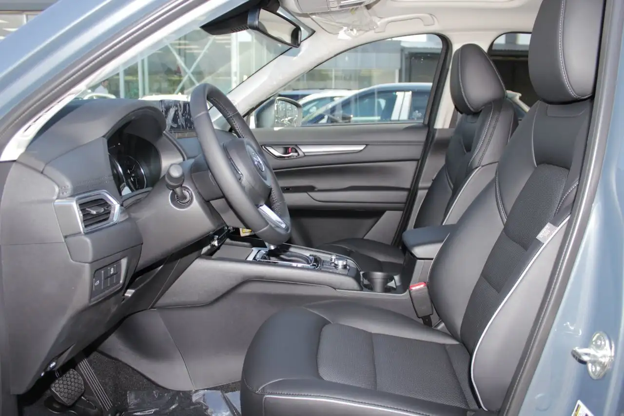 Mazda CX-5 photo Mazda CX-5