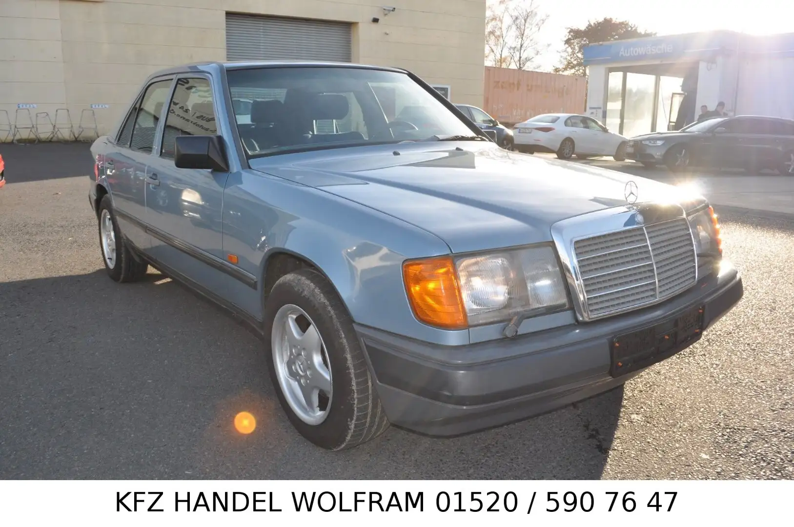 Mercedes-Benz 260 E Automatik ,Schiebedach,  H-Zulassung Bleu - 1