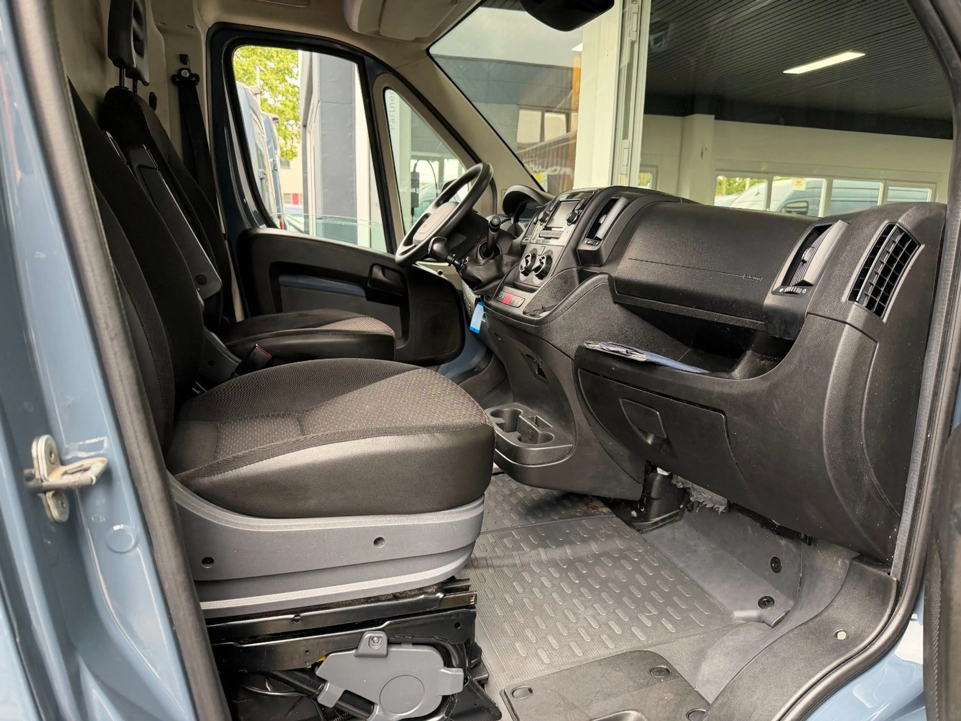Peugeot Boxer Kasten 328 2.2BlueHDi 120 Pro*TÜV&Insp.NEU — photo 13
