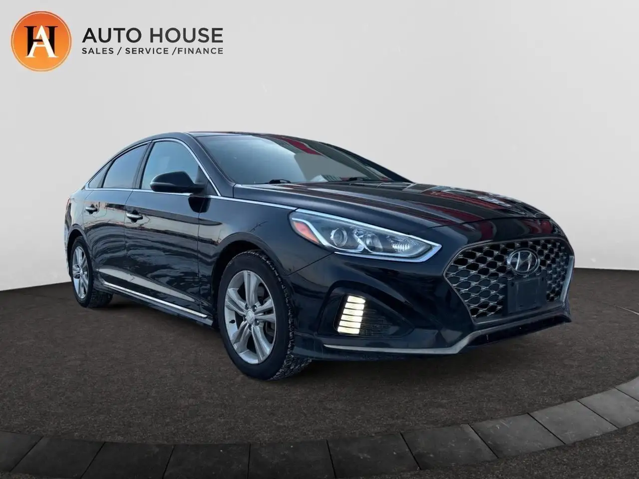Hyundai SONATA снимка Hyundai SONATA