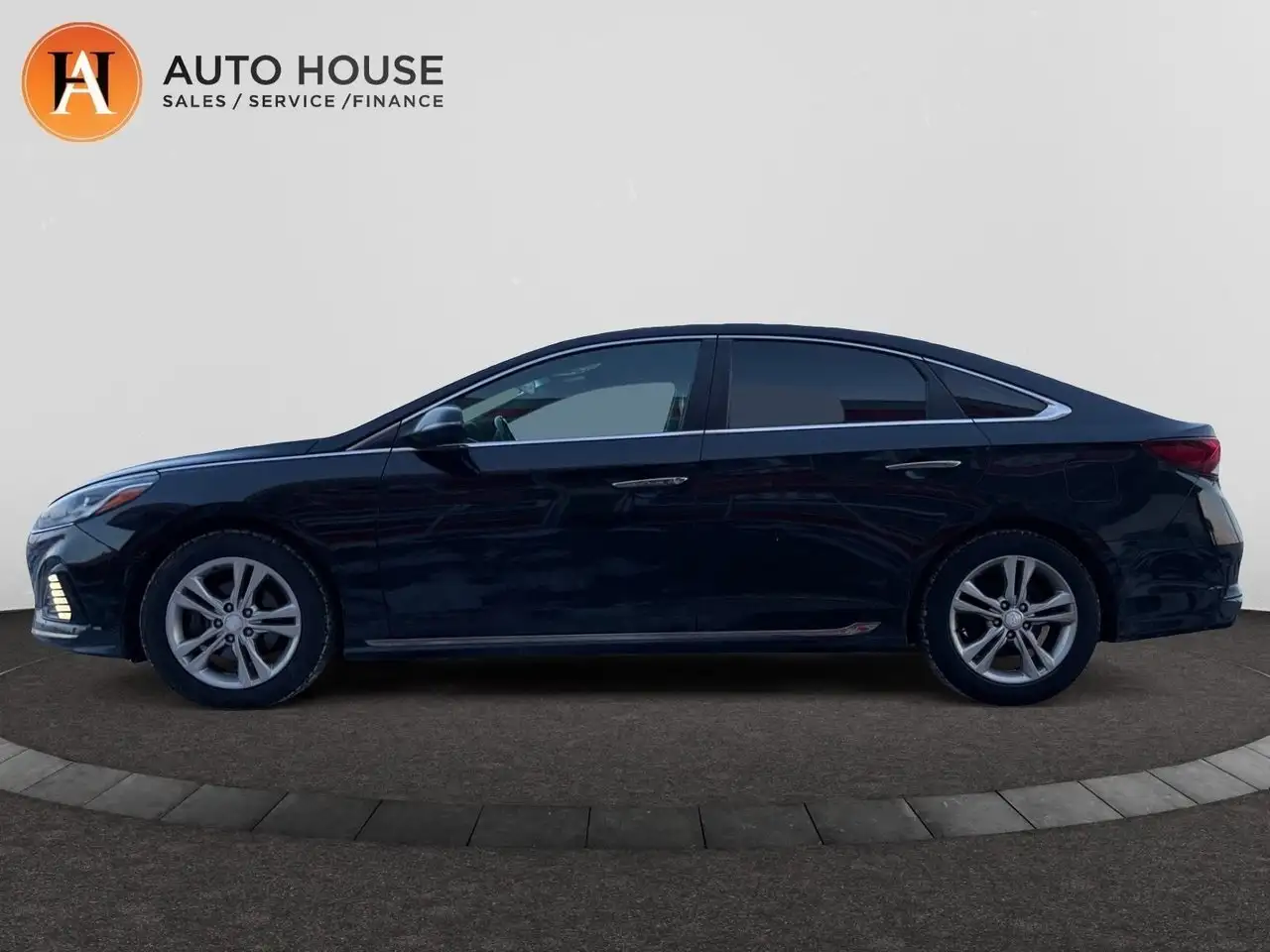 Hyundai SONATA снимка Hyundai SONATA