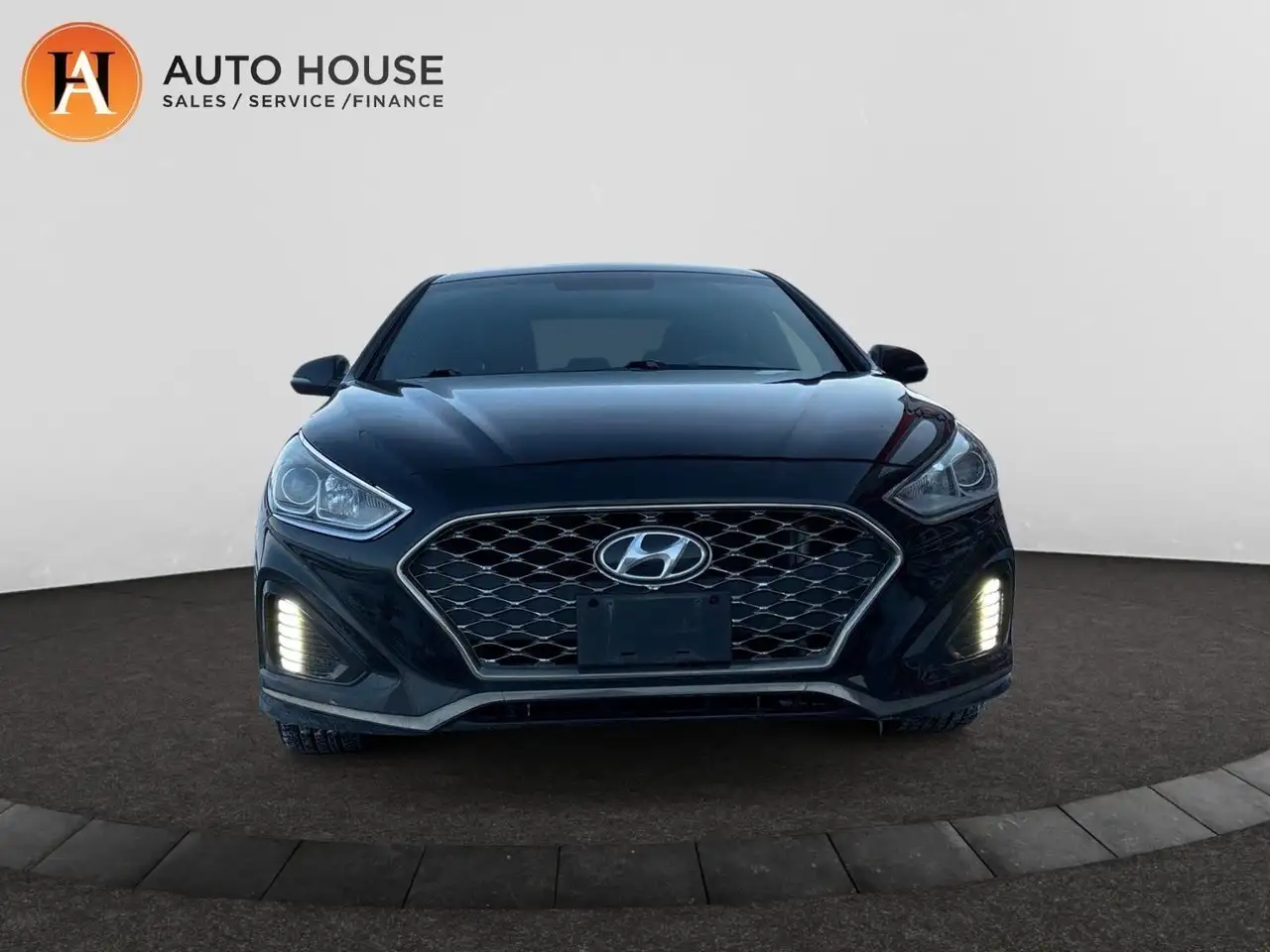 Hyundai SONATA снимка Hyundai SONATA