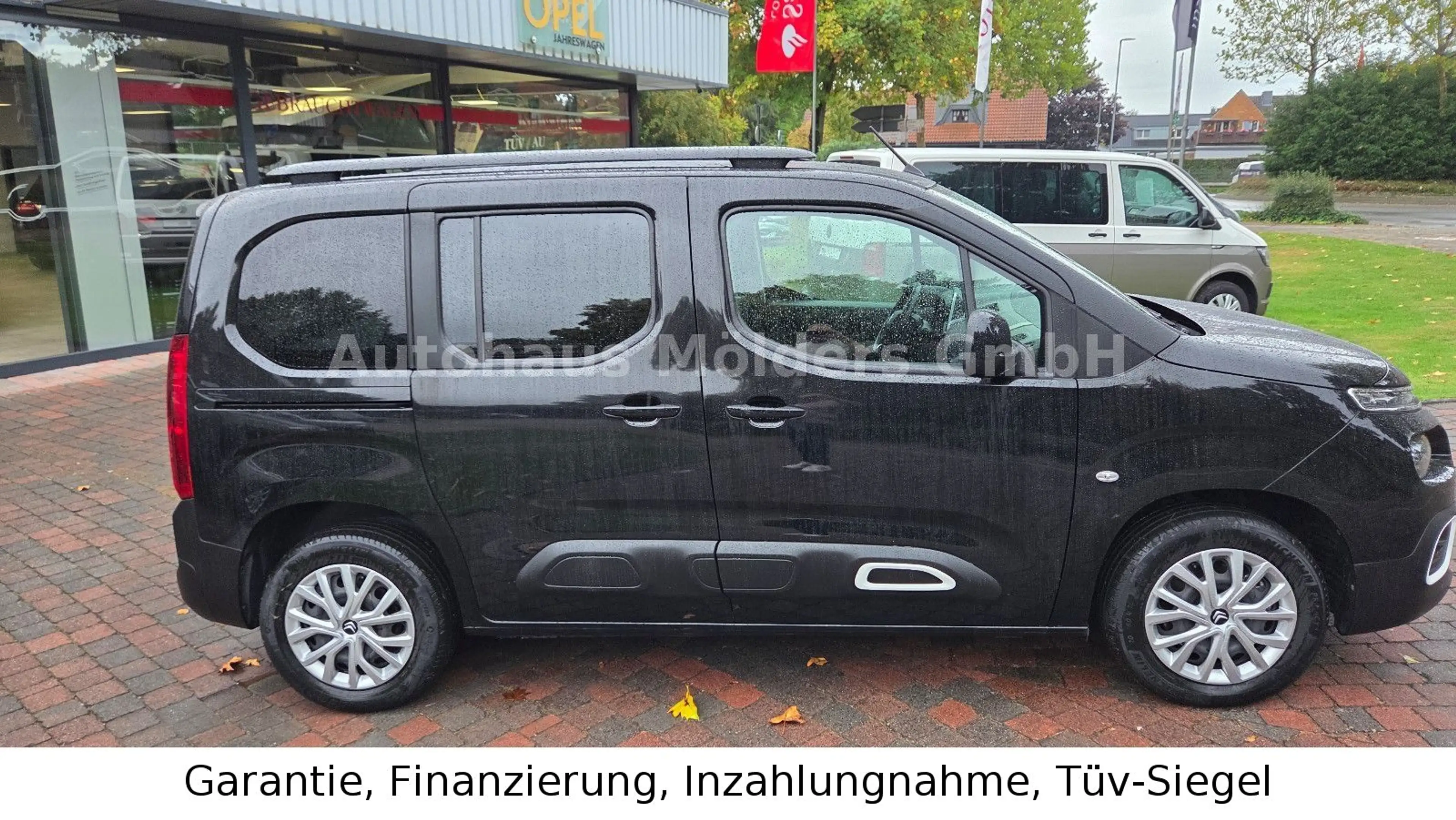 Citroen Berlingo 1,2 Shine *Garantie*Navi*219€ mtl. — photo 3