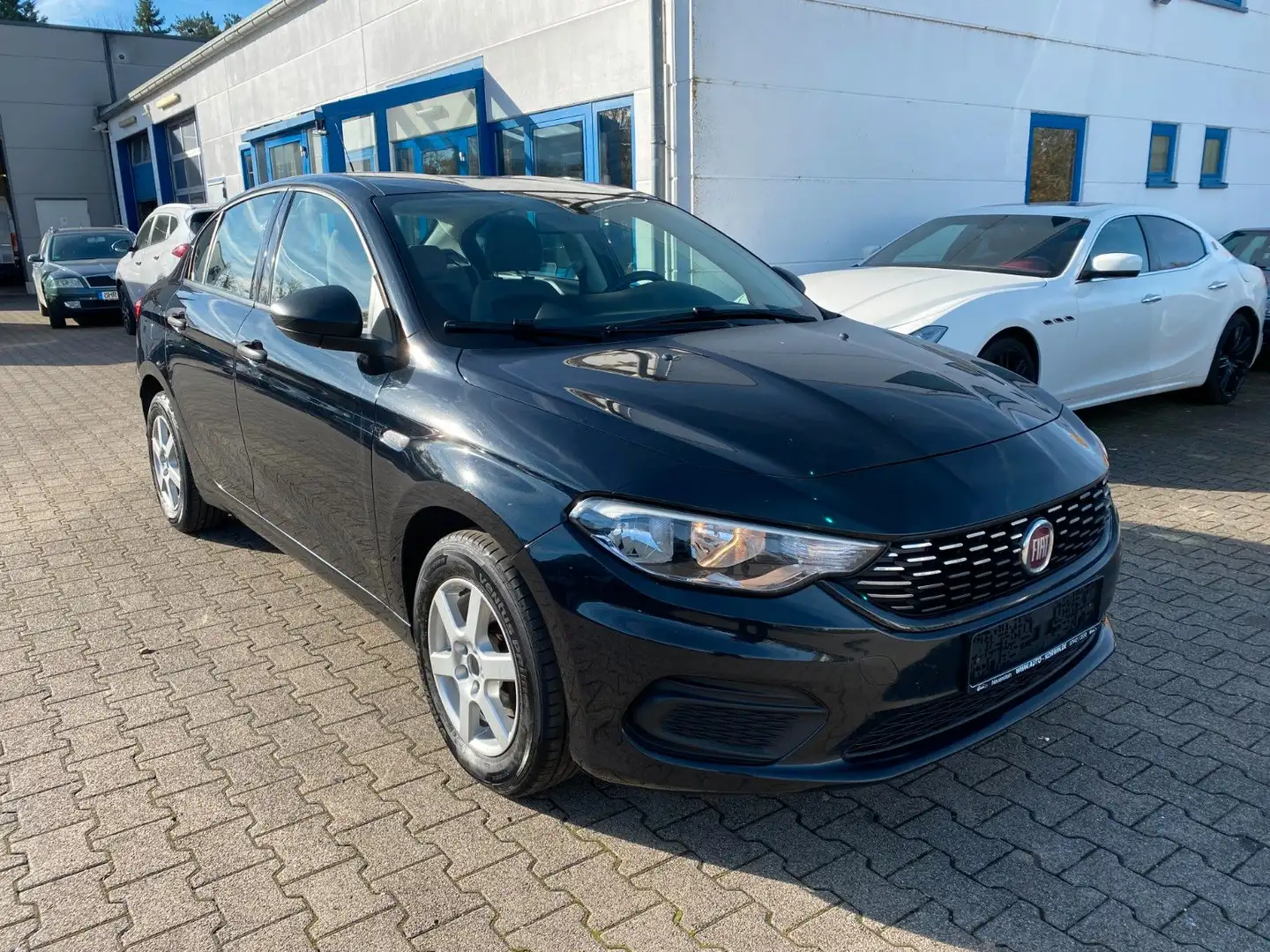 Fiat Tipo Pop Schwarz - 2