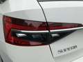 Skoda Superb Combi 2.0TDI STYLE MATRIX+NAV+ACC+DCC+AHK Weiß - thumbnail 16